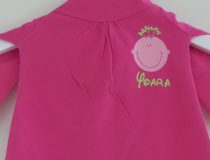 shirt aan de hand van geboorte kaartje