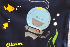 shirtje aan de hand van geboorte kaartje