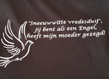 Songtekst op een shirt